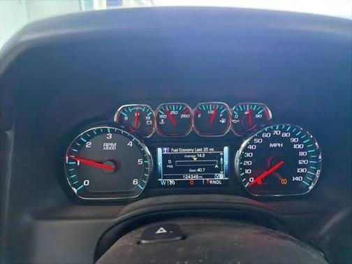Quicksilver Metallic 2019 GMC Yukon XL SLT