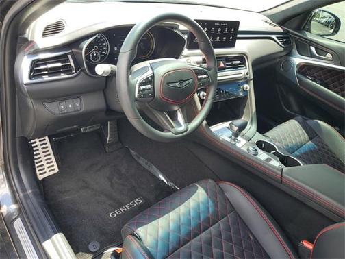 2024 Genesis G70 3.3T RWD Sport Advanced