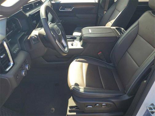 2025 GMC Sierra 3500 Denali