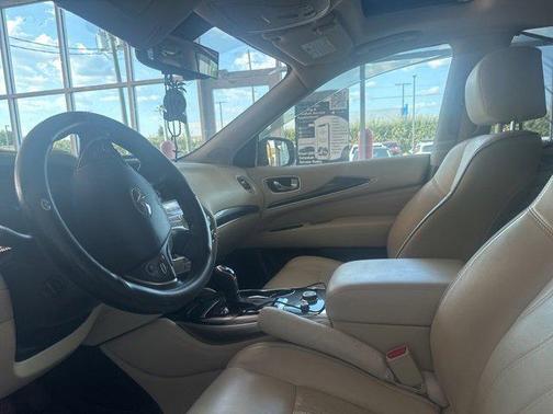2018 INFINITI QX60 Base