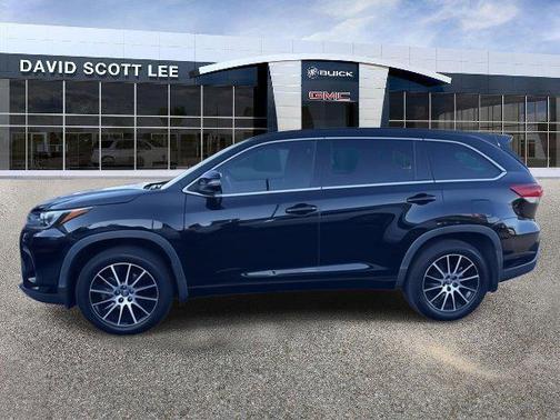 2018 Toyota Highlander SE