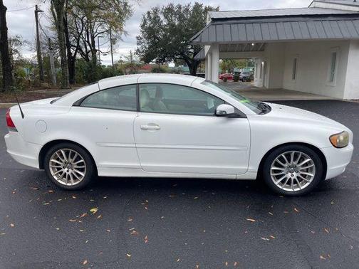 2008 Volvo C70 T5
