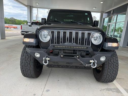 Black Clearcoat 2020 Jeep Wrangler Unlimited Sahara