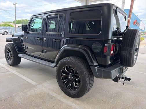 Black Clearcoat 2020 Jeep Wrangler Unlimited Sahara