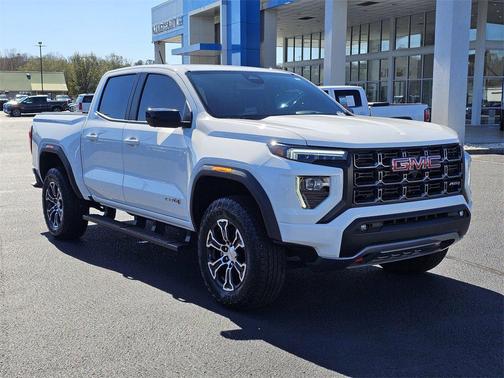 2024 GMC Canyon AT4