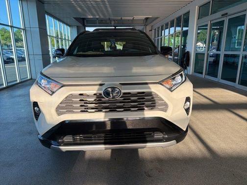 Blizzard Pearl w/Midnight Black Roof 2020 Toyota RAV4 Hybrid SE