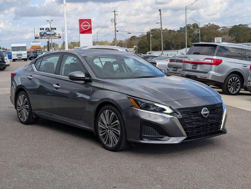 2025 Nissan Altima 2.5 SL