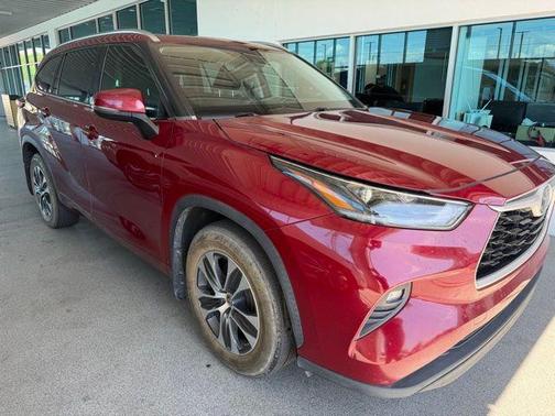 Ruby Flare Pearl 2021 Toyota Highlander XLE