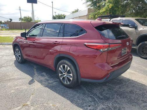 Ruby Flare Pearl 2021 Toyota Highlander XLE