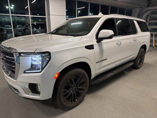 2024 GMC Yukon XL SLT