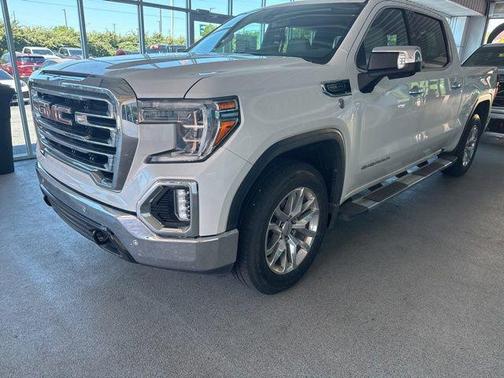 White 2019 GMC Sierra 1500 SLT