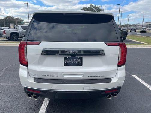 2023 GMC Yukon XL Denali Ultimate