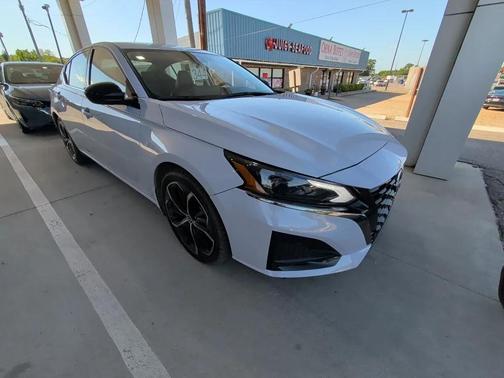 Gray Sky Pearl 2023 Nissan Altima SR Intelligent AWD