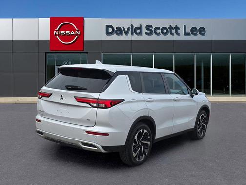 2022 Mitsubishi Outlander SE 2.5 2WD