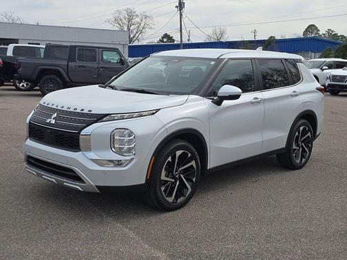 2022 Mitsubishi Outlander SE 2.5 2WD
