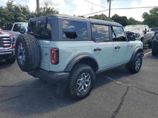 Cactus Gray 2022 Ford Bronco Badlands