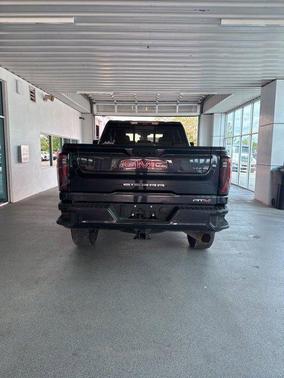 2024 GMC Sierra 2500 AT4