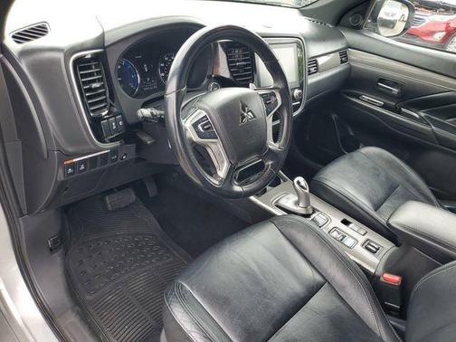 Alloy Silver Metallic 2022 Mitsubishi Outlander PHEV SEL