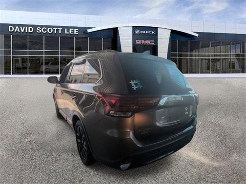 2018 Mitsubishi Outlander SE