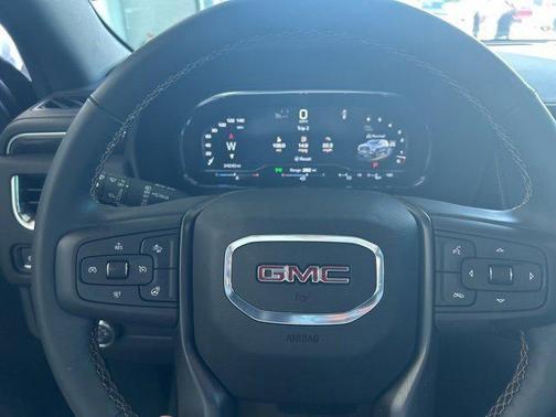 2024 GMC Yukon XL 4WD AT4