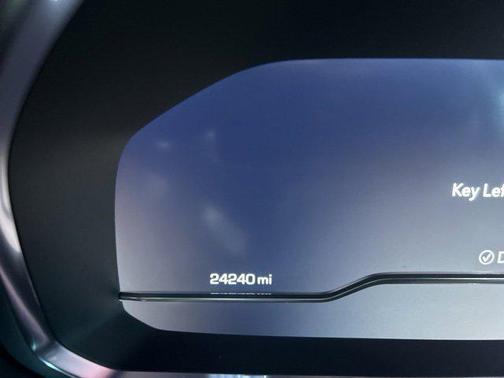 2024 GMC Yukon XL 4WD AT4