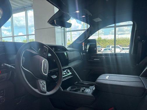 2025 GMC Sierra 2500 AT4