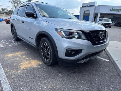2020 Nissan Pathfinder SV 2WD