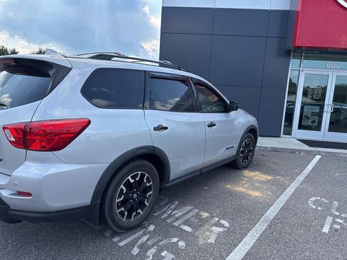 2020 Nissan Pathfinder SV 2WD