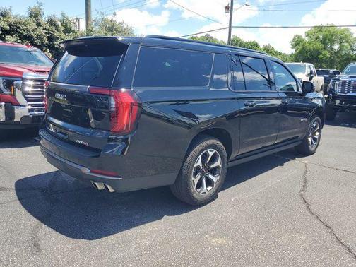 Onyx Black 2025 GMC Yukon XL 4WD AT4 Ultimate