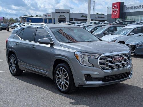 2024 GMC Terrain Denali