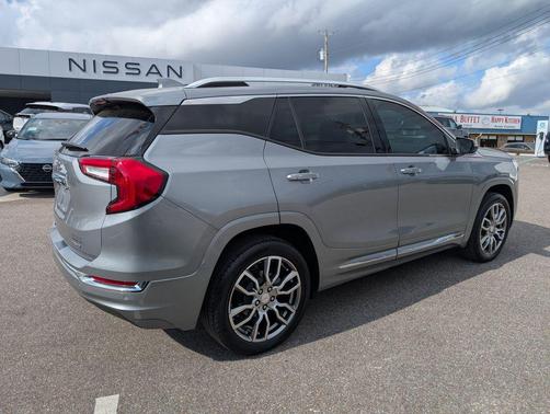 2024 GMC Terrain Denali