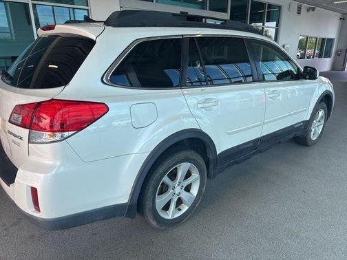Satin White Pearl 2014 Subaru Outback 2.5i Premium