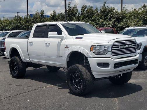 Bright White Clearcoat 2019 RAM 2500 Big Horn Crew Cab 4x4 6'4' Box