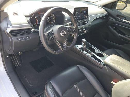 Gray 2024 Nissan Altima SR FWD