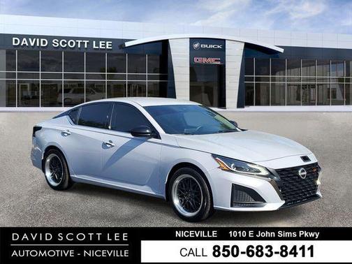 Gray 2024 Nissan Altima SR FWD