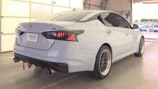 Gray 2024 Nissan Altima SR FWD