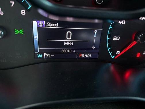 Summit White 2017 GMC Canyon SLE