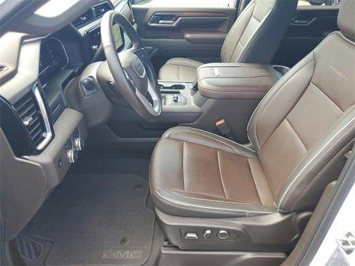 2024 GMC Sierra 2500 Denali