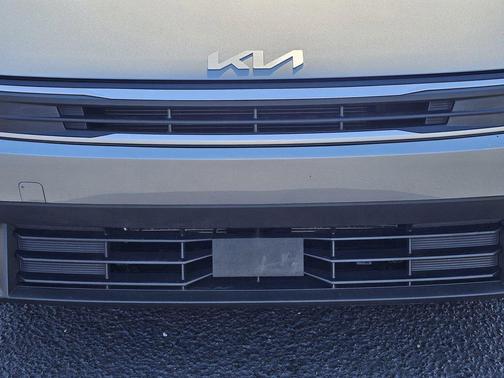 Gray 2025 Kia K4 LXS