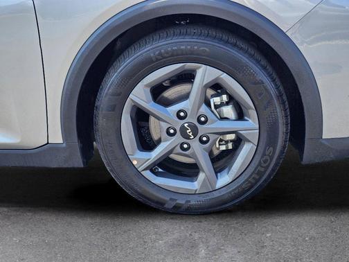 Gray 2025 Kia K4 LXS