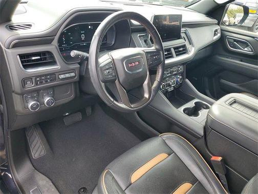 2023 GMC Yukon XL 4WD AT4