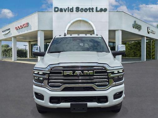 Bright White Clearcoat 2025 RAM 3500 Laramie Crew Cab 4x4 8' Box