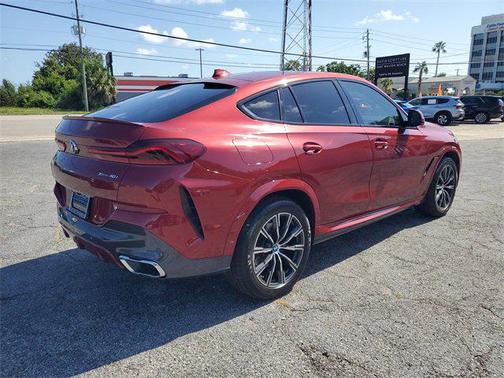 2021 BMW X6 xDrive40i