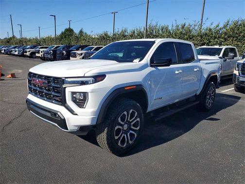 2024 GMC Canyon AT4