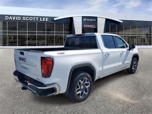 2022 GMC Sierra 1500 SLT