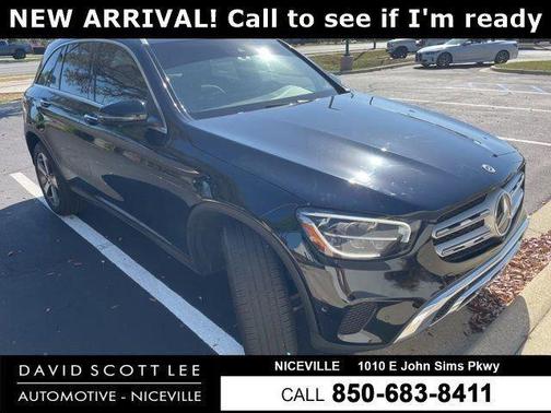 Black 2022 Mercedes-Benz GLC 300 Base