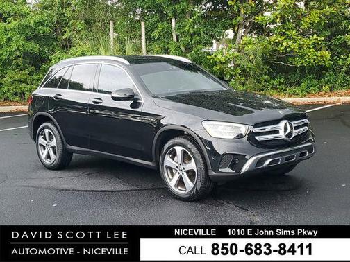 Black 2022 Mercedes-Benz GLC 300 Base