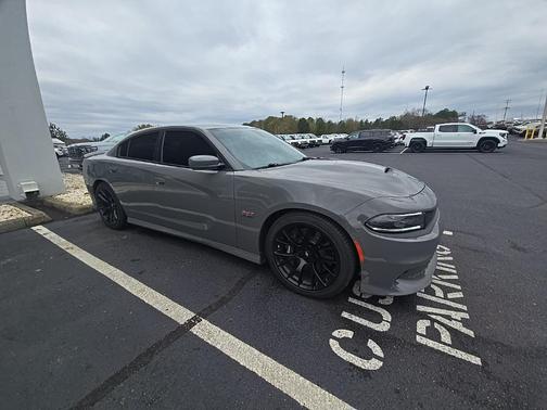 2018 Dodge Charger R/T Scat Pack