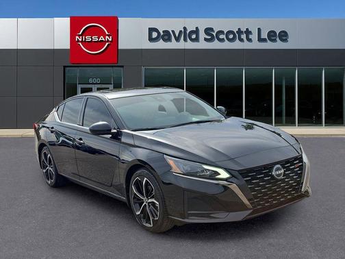 2024 Nissan Altima SR FWD