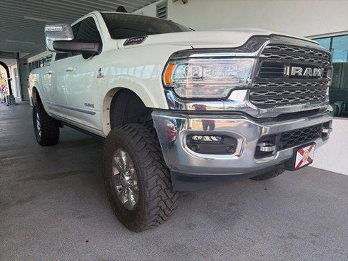 2024 RAM 2500 Limited Crew Cab 4x4 6'4' Box